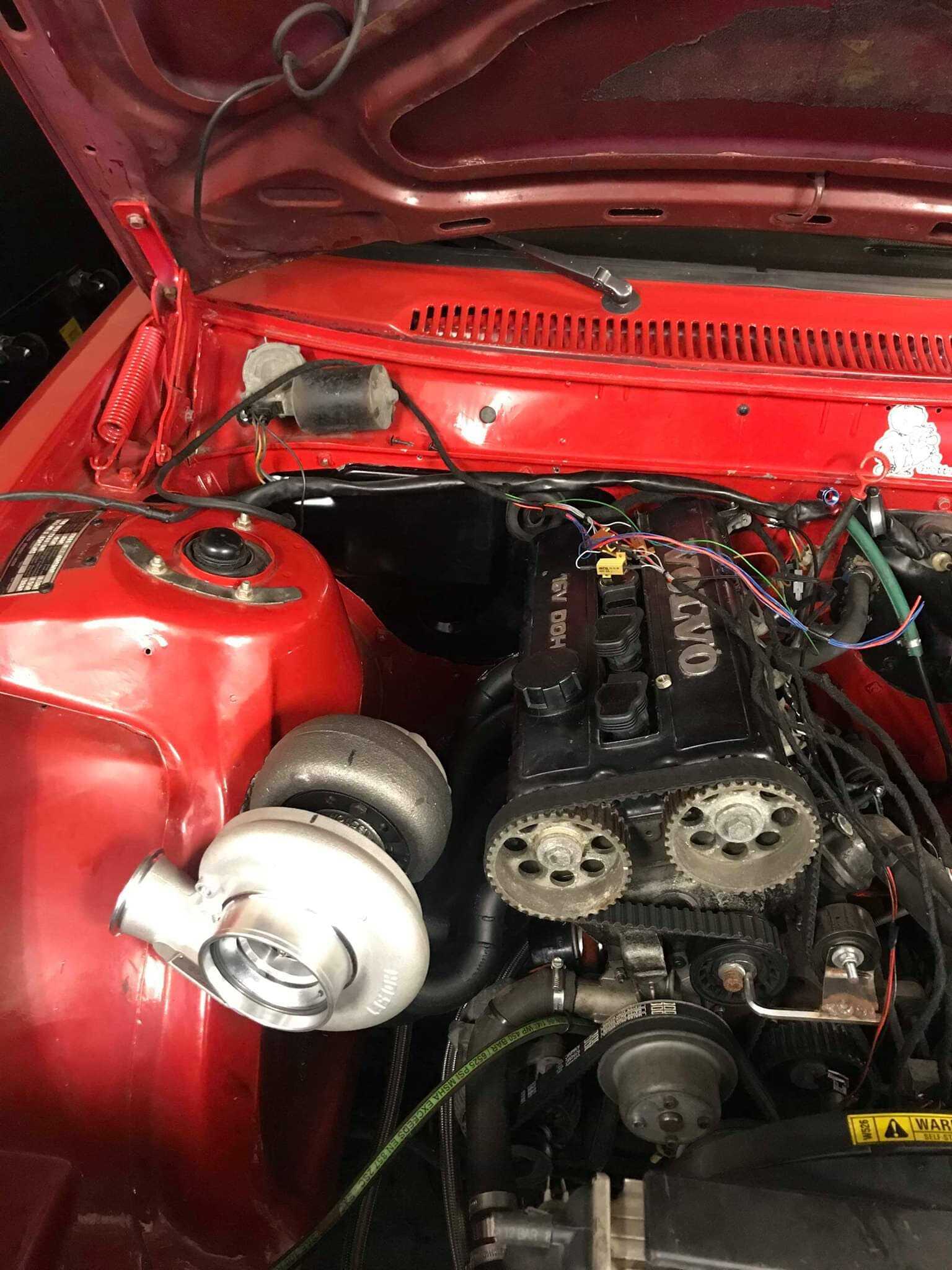 CMR Grenrør Volvo 16V - 240 sort stål