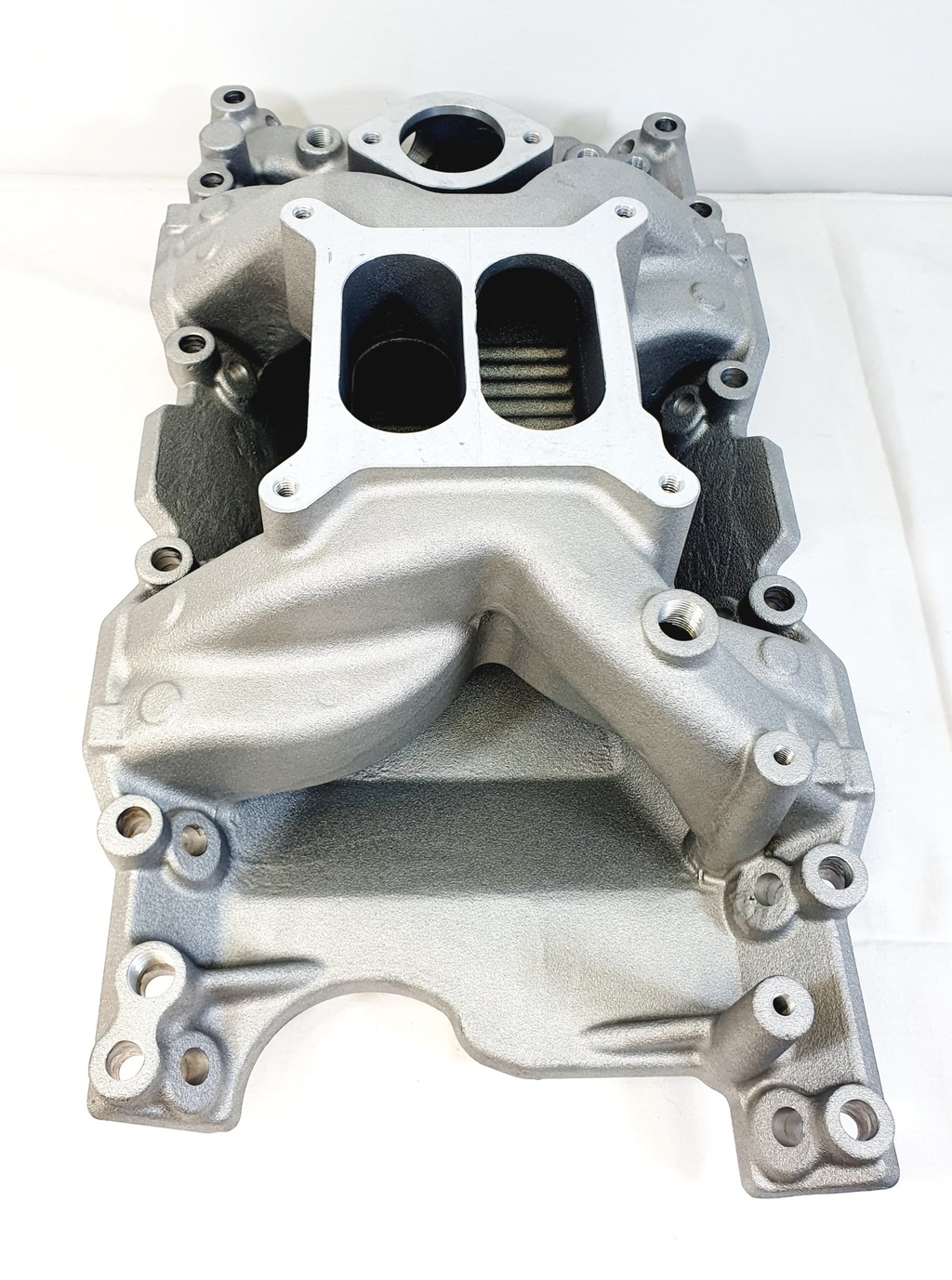 Indsugningsmanifold Chrysler Small Block Air Gap