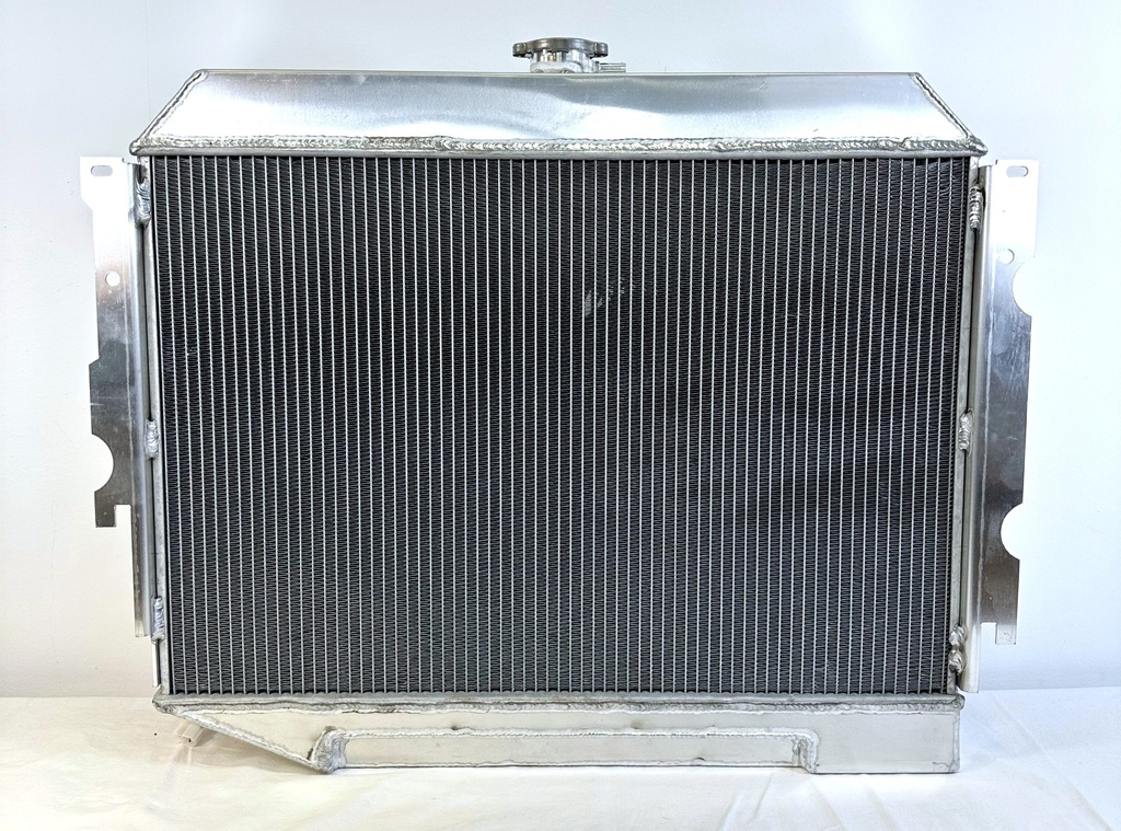 Vandkøler Dodge 4 Rows With Fan Dodge, Plymouth 68-74