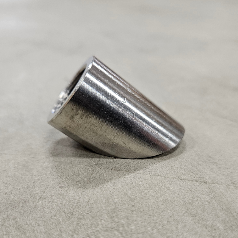 Buet lambdamøtrik M18x1,5 rustfrit stål (45°)