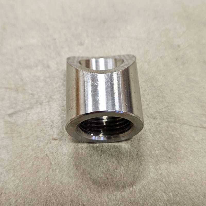 Buet lambdamøtrik M18x1,5 rustfrit stål (45°)