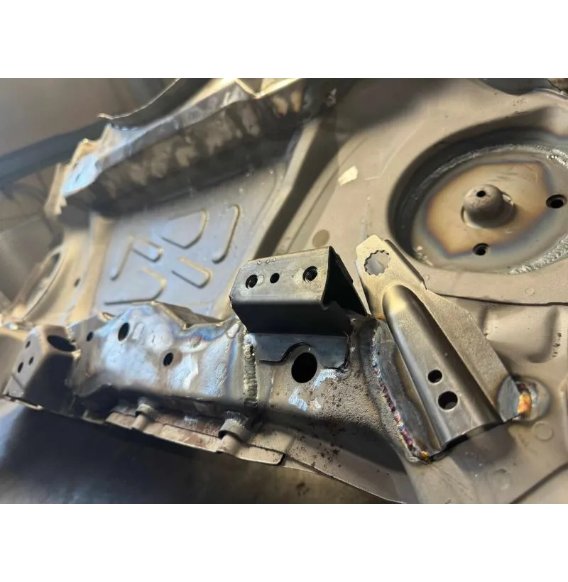 Reparationssæt beslag tank & bremserør BMW E46