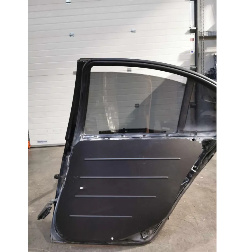 BMW E46 sedan bagdørspaneler i aluminium