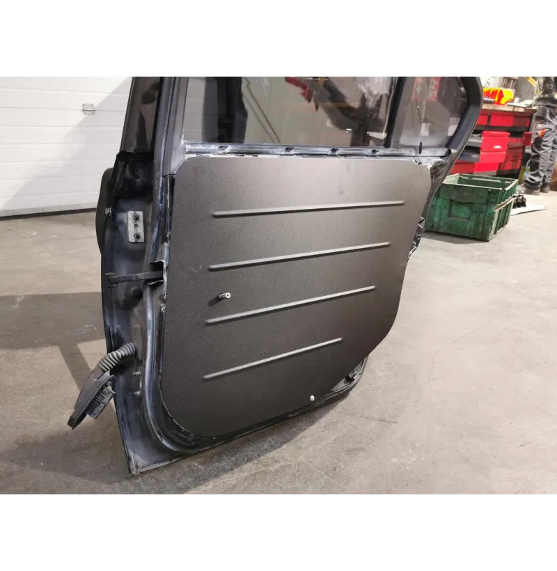 BMW E46 sedan bagdørspaneler i aluminium