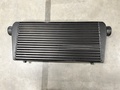 Hurricane Intercooler Sort 3" tilslutninger (78 cm bred)