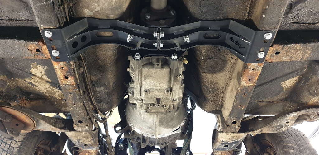 Gearkasse bjælke BMW ZF 6vxl - Volvo 240