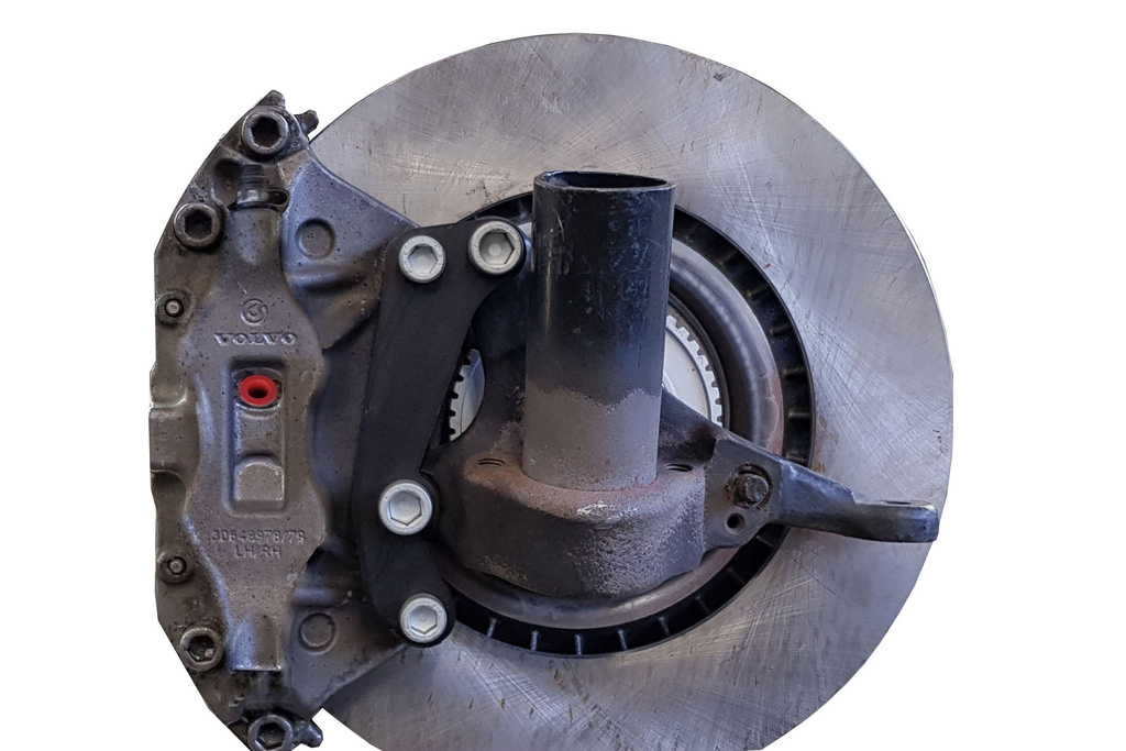 S60R/V70R frem - Volvo 7/940 bremsekalibersadapter